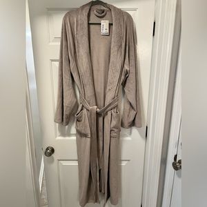 NWT Barefoot Dreams LuxeChic Robe SIZE 3